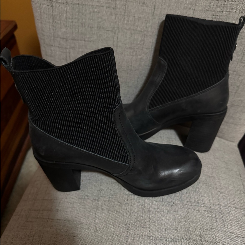 Black Rib Knit Chelsea Block Heel Booties
